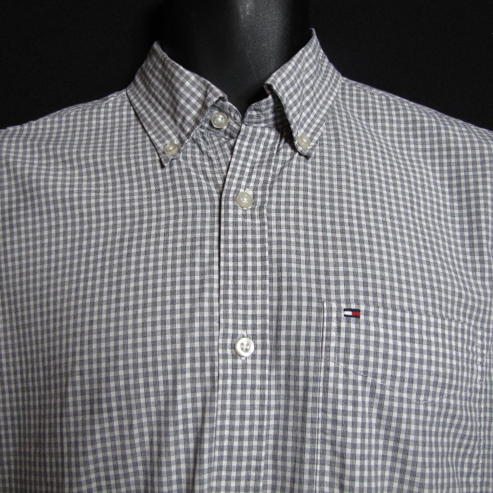 Tommy Hilfiger long sleeve dress shirt